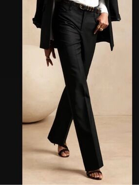 NWT Banana Republic Lido High Rise Straight Trousers . Size 8 LONG.